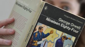 O Cenário do Livro 1984 de Orwell Virou Realidade